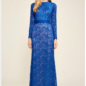Unworn Tadashi Shoji dress!